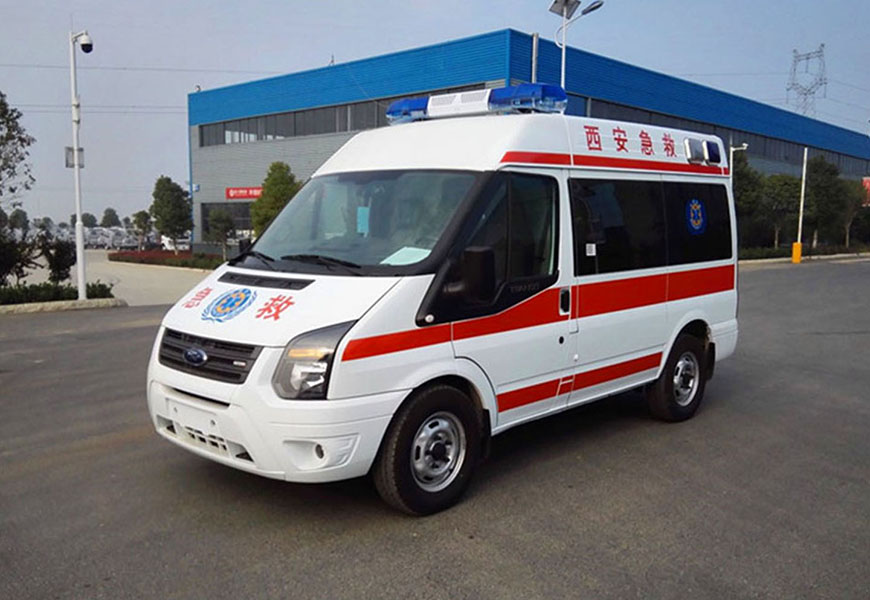 國(guó)六福特V348短軸中頂救護(hù)車(柴油版)