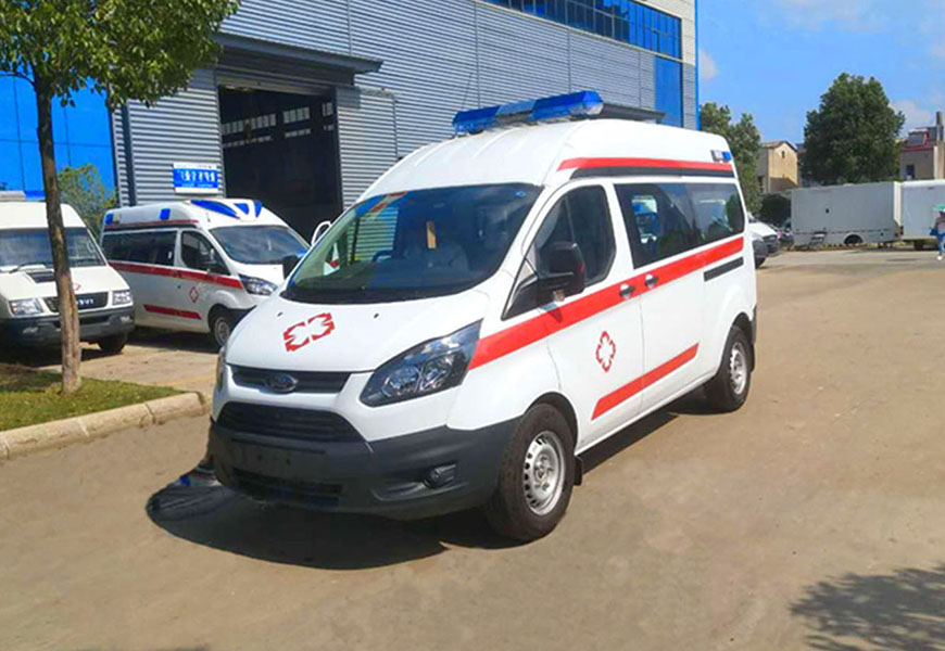國六福特V362短軸中頂救護(hù)車(柴油版)