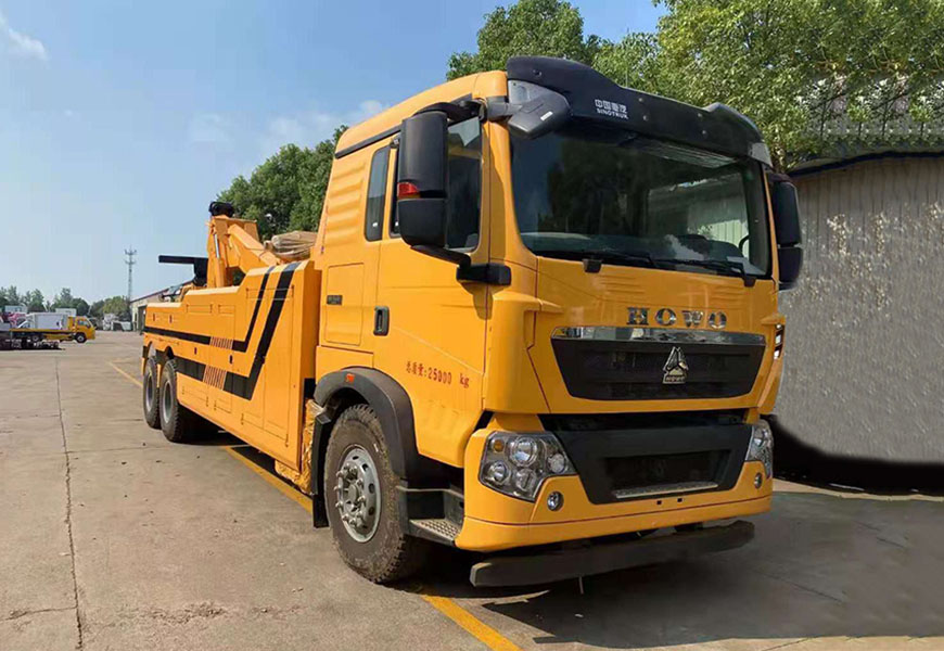 國六重汽豪沃后雙橋拖吊連體清障車