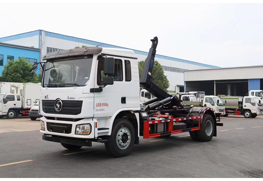 程力環(huán)境裝備系列陜汽德龍L3000勾臂垃圾車
