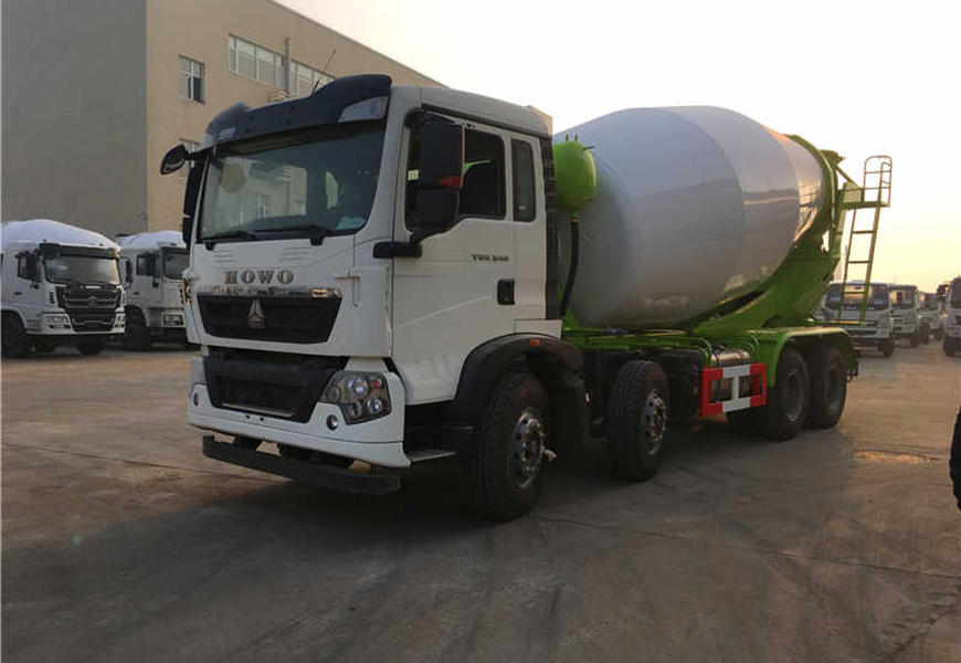 豪沃14方輕量化攪拌車